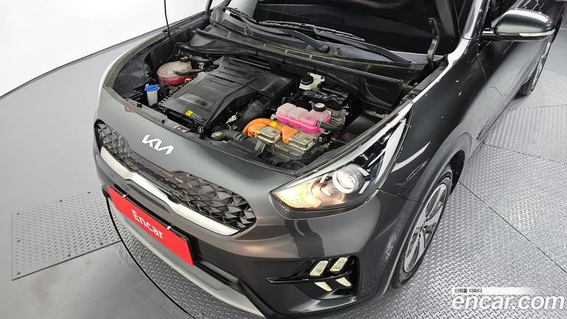 Kia Niro 1.6 Hybrid, снимка 6 - Автомобили и джипове - 54509353