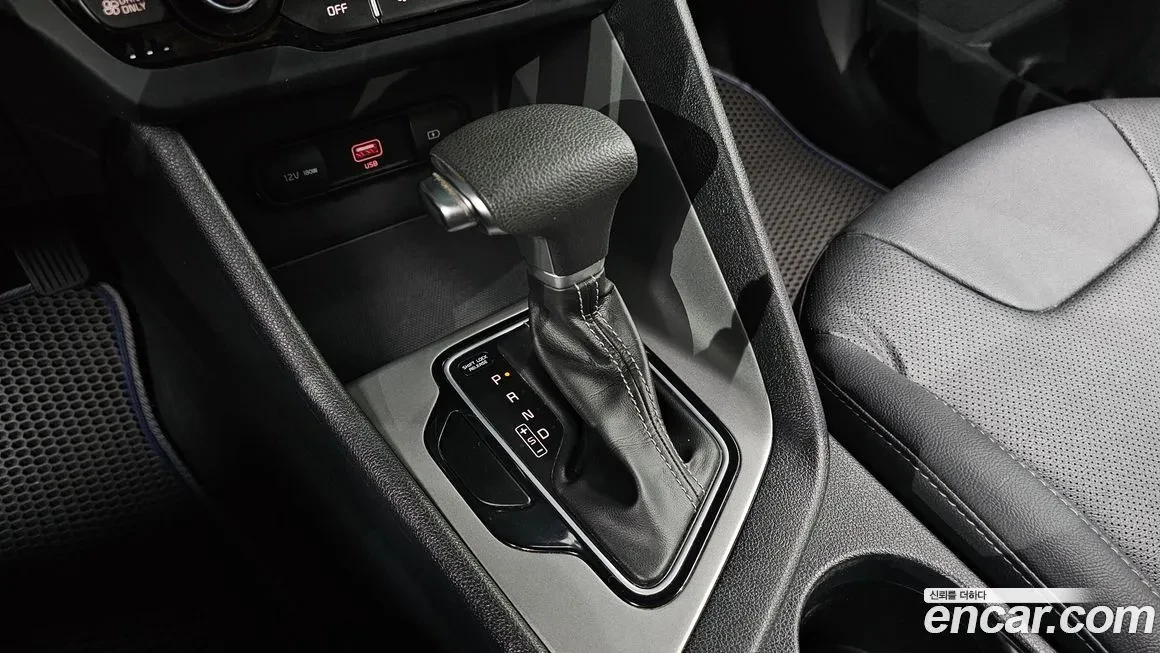 Kia Niro 1.6 Hybrid, снимка 9 - Автомобили и джипове - 54509353