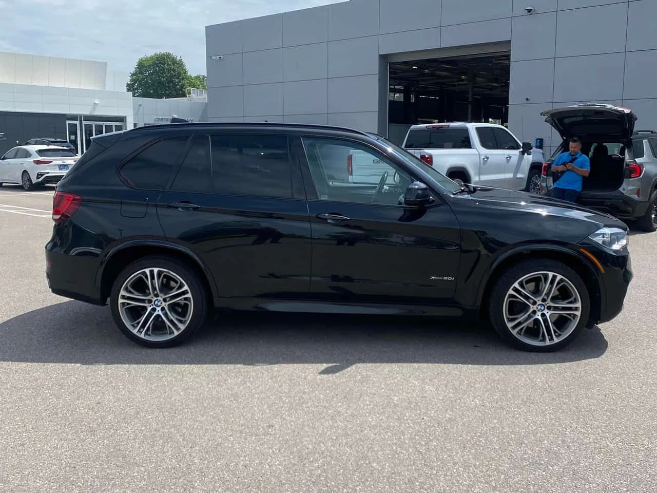 BMW X5 * xDrive50i * CARFAX * M PACK * 1 СОБСТВЕНИК * , снимка 3 - Автомобили и джипове - 54847462