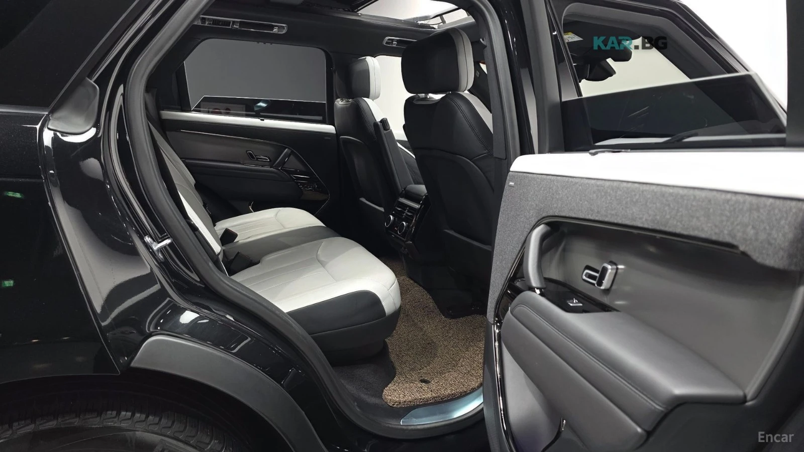 Land Rover Range Rover Sport * P360* HSE DYNAMIC* ПОДГРЕВ* ОБДУХВАНЕ* ПАНОРАМА*, снимка 12 - Автомобили и джипове - 55030050