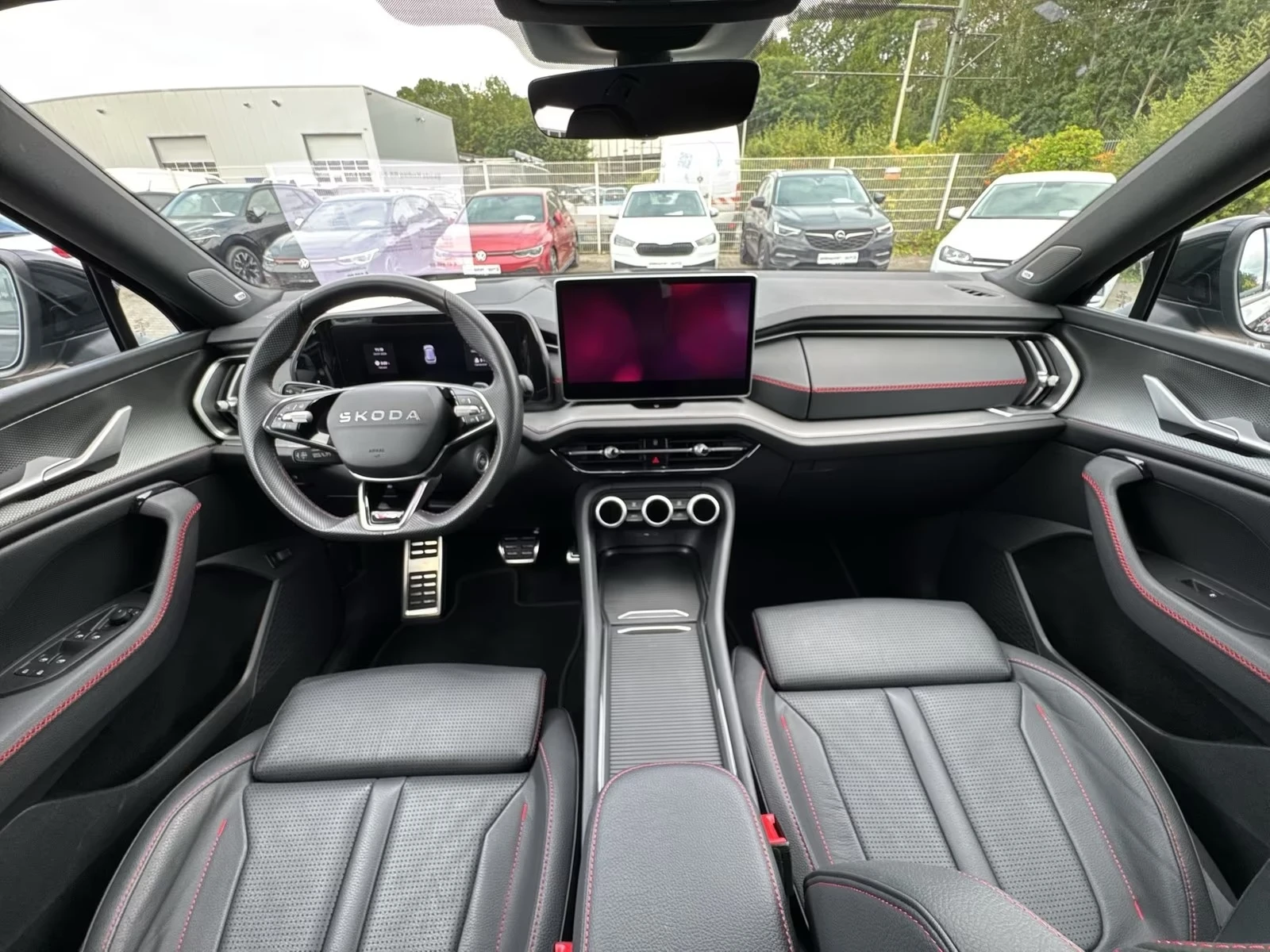 Skoda Kodiaq RS 2.0 TSI 4x4 360-CAM HEAD-UP MATRIX-LED , снимка 9 - Автомобили и джипове - 55607086