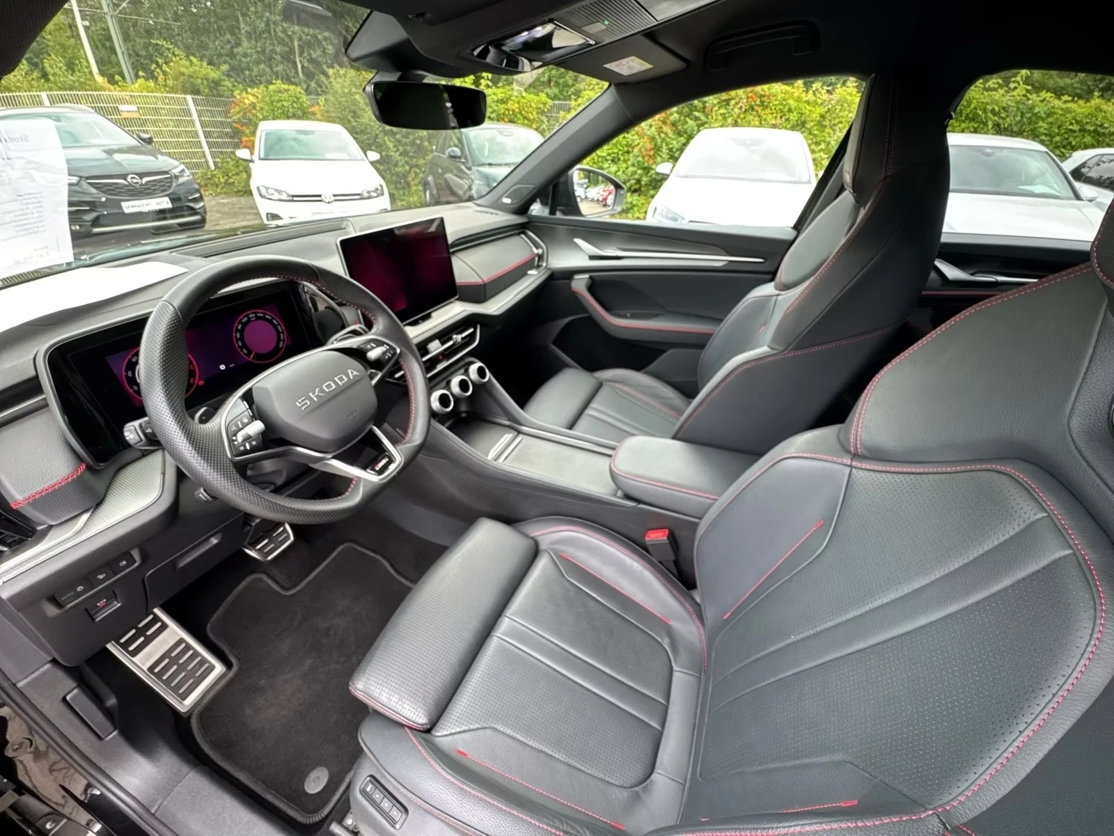 Skoda Kodiaq RS 2.0 TSI 4x4 360-CAM HEAD-UP MATRIX-LED , снимка 6 - Автомобили и джипове - 55607086