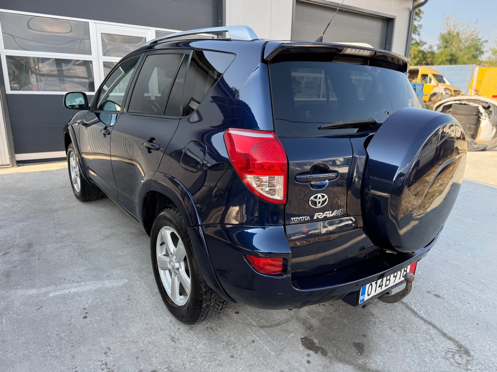 Toyota Rav4 2.2 D 4x4, снимка 5 - Автомобили и джипове - 55829100