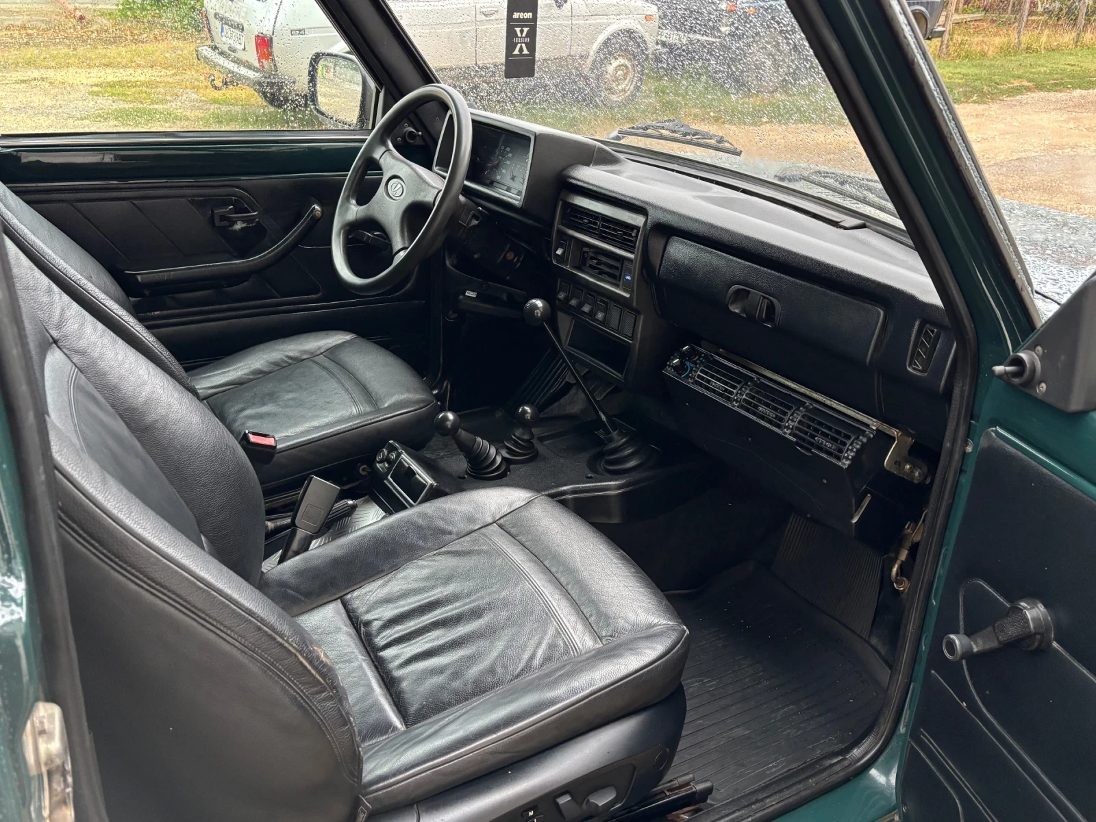 Lada Niva 1.7i хидравлика и климатик, снимка 5 - Автомобили и джипове - 56292813