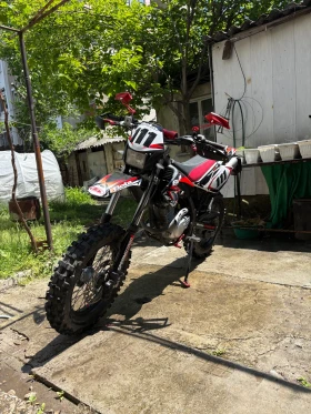 Beta Rr, снимка 1