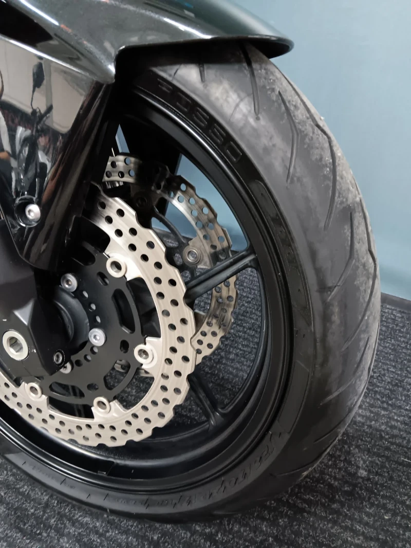 Kawasaki Z 750, снимка 10 - Мотоциклети и мототехника - 50526397