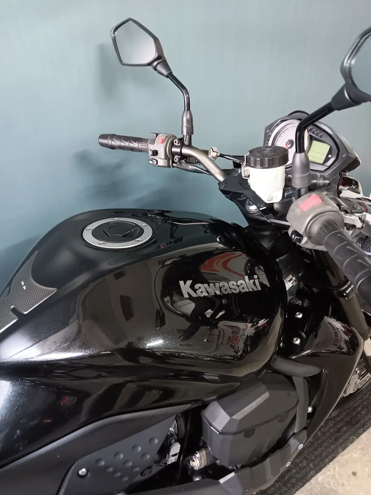 Kawasaki Z 750 - изображение 6
