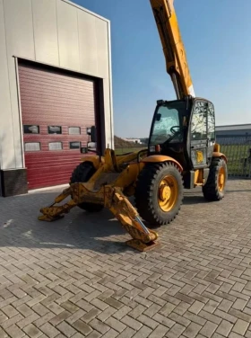 Телескопичен товарач JCB 537/135, снимка 5