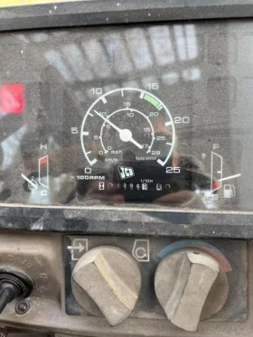 Телескопичен товарач JCB 537/135, снимка 8