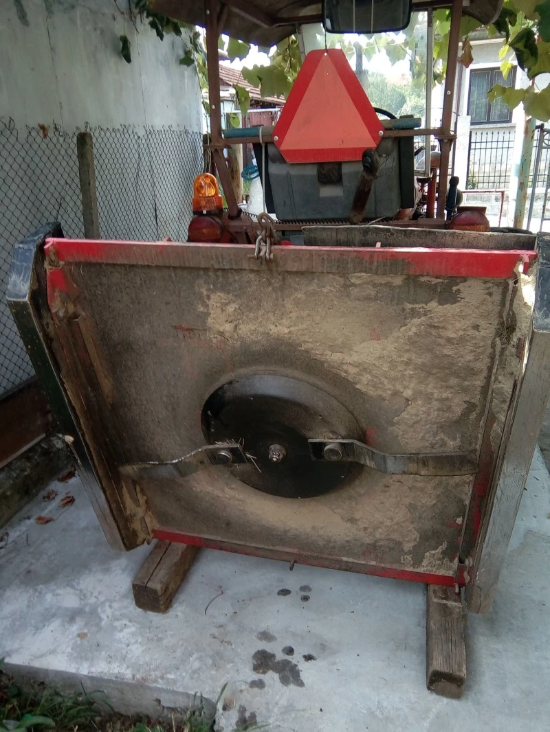 Трактор Zetor 25, снимка 9 - Селскостопанска техника - 52563028