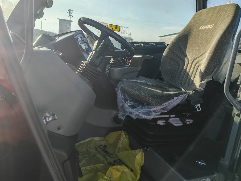 Телескопичен товарач Claas Scorpion 7055 лизинг с първоначална вноска 3, 8%, снимка 11 - Селскостопанска техника - 53039528