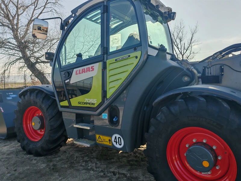 Телескопичен товарач Claas Scorpion 7055 лизинг с първоначална вноска 3, 8%, снимка 9 - Селскостопанска техника - 53039528