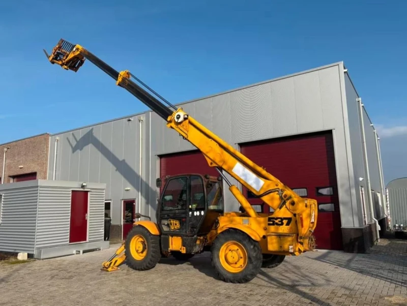 Телескопичен товарач JCB 537/135, снимка 3 - Селскостопанска техника - 53434070