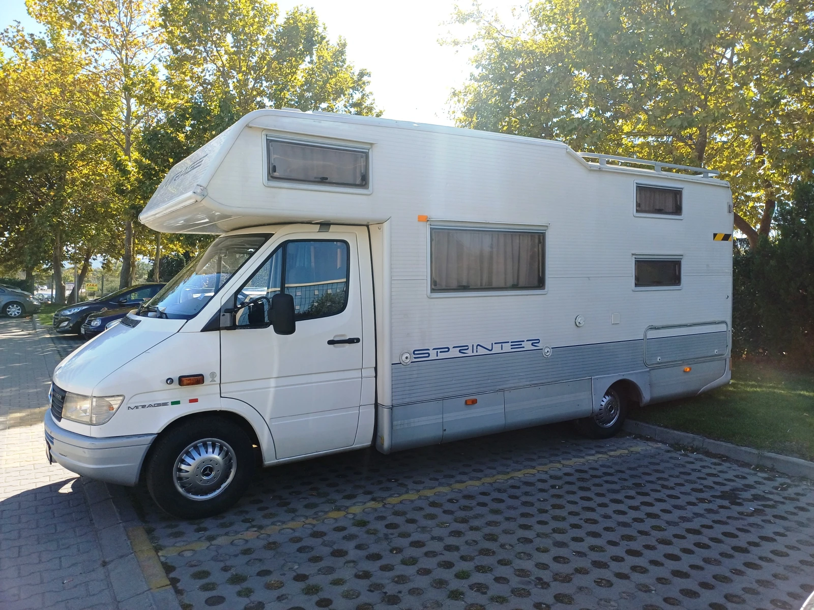 Кемпер Mercedes-Benz Sprinter 312 - изображение 3