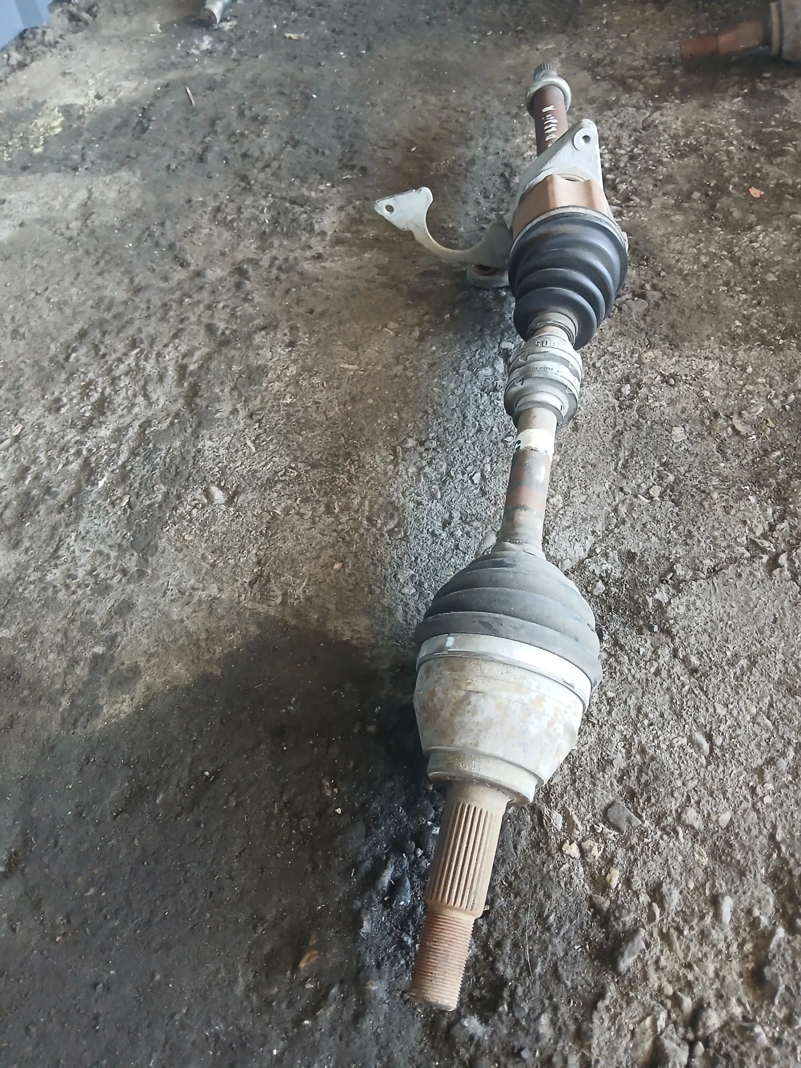 Дясна полуоска Nissan Juke 1.5 dci, снимка 2 - Части - 54687967