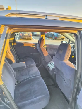 Honda Fr-v, снимка 13