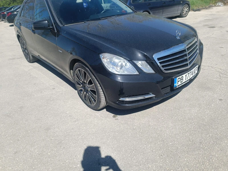 Mercedes-Benz E 200, снимка 4 - Автомобили и джипове - 46980982