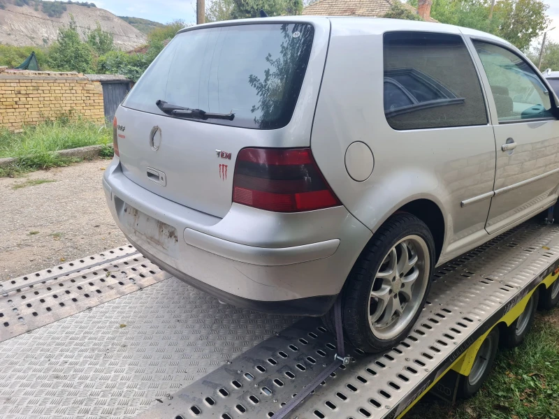 VW Golf, снимка 3 - Автомобили и джипове - 47247795