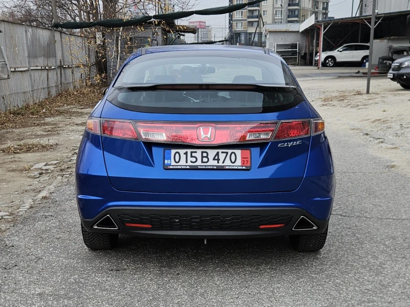 Honda Civic 1.8i-VTEC, снимка 6 - Автомобили и джипове - 48150826