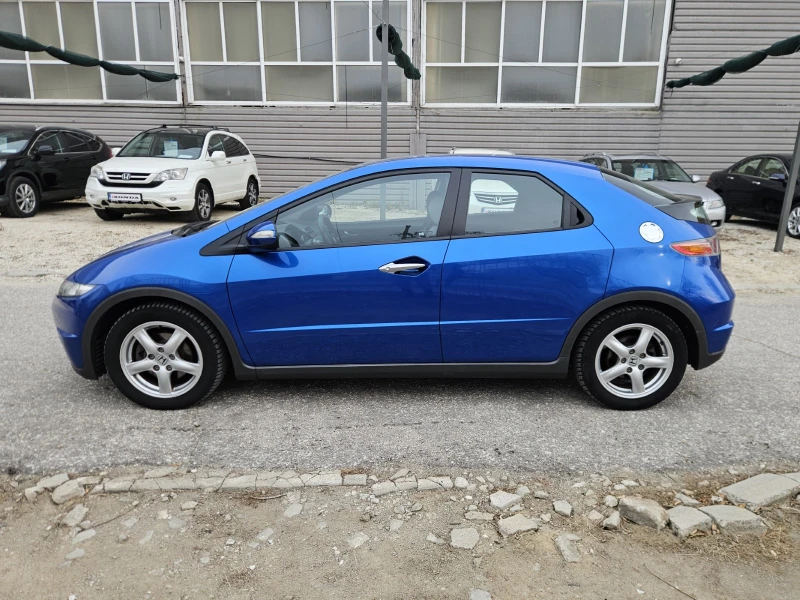 Honda Civic 1.8i-VTEC, снимка 9 - Автомобили и джипове - 48150826