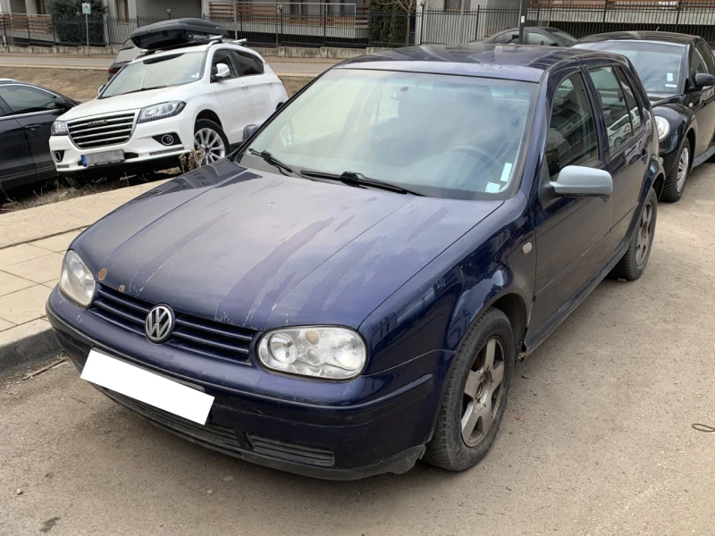 VW Golf, снимка 4 - Автомобили и джипове - 49026626