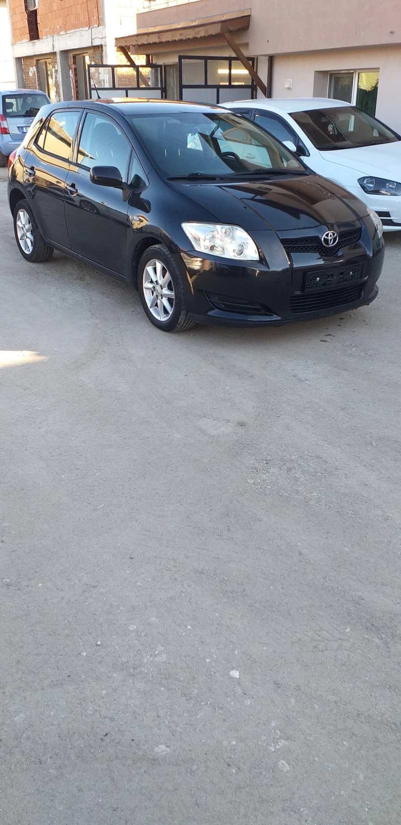 Toyota Auris 1.4 D4D 90 кс, снимка 11 - Автомобили и джипове - 49563036