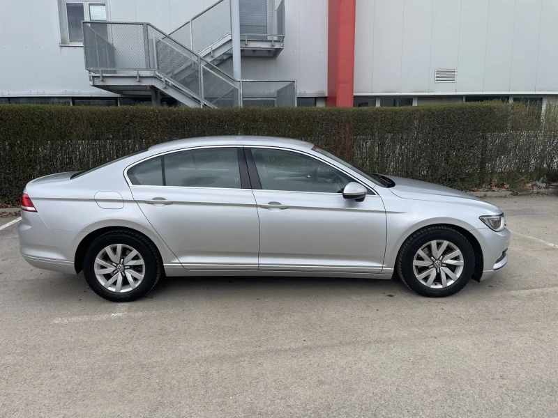 VW Passat 2.0TDI Comforline BMT, снимка 2 - Автомобили и джипове - 49606774