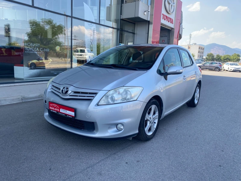 Toyota Auris 1.4 D MT, снимка 2 - Автомобили и джипове - 51108283