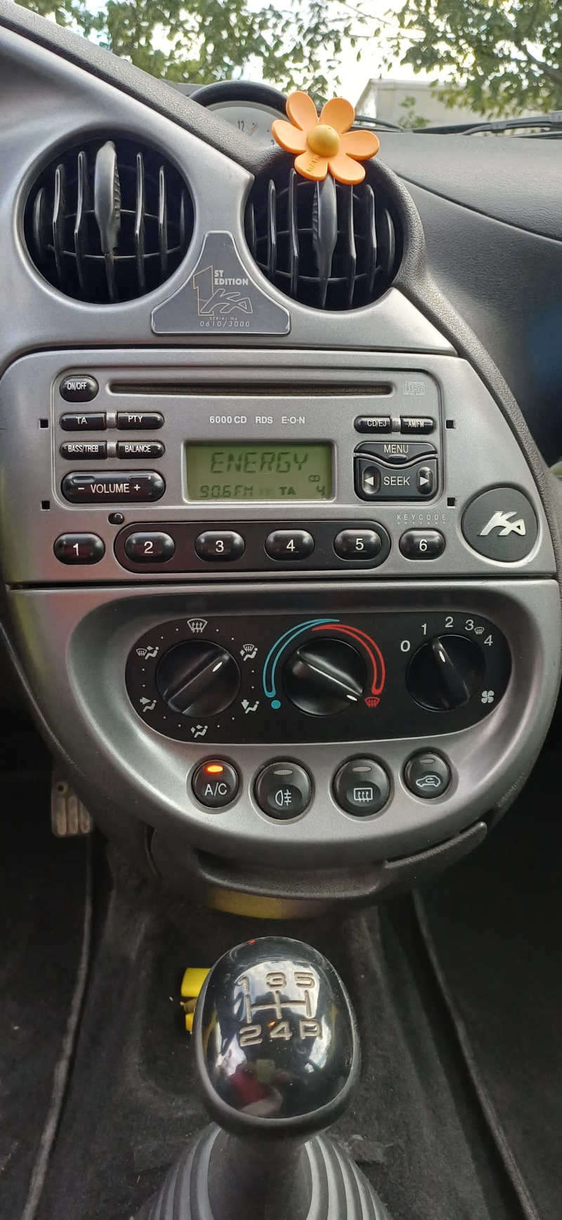 Ford Ka, снимка 7 - Автомобили и джипове - 51954660