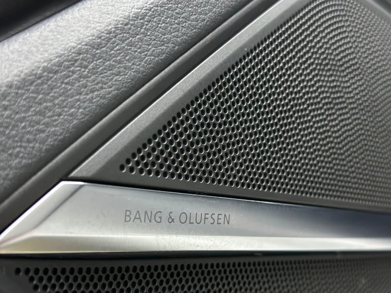 Audi A8, снимка 11 - Автомобили и джипове - 52629284