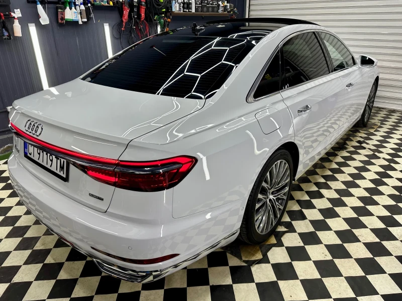 Audi A8, снимка 3 - Автомобили и джипове - 52629284