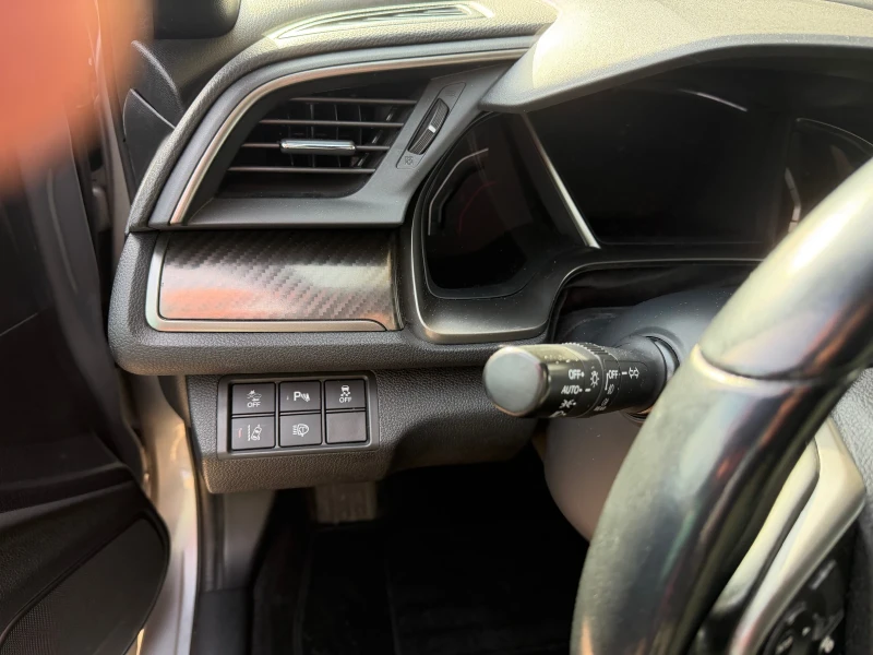 Honda Civic 1.5 SPORT+ , снимка 8 - Автомобили и джипове - 52524550