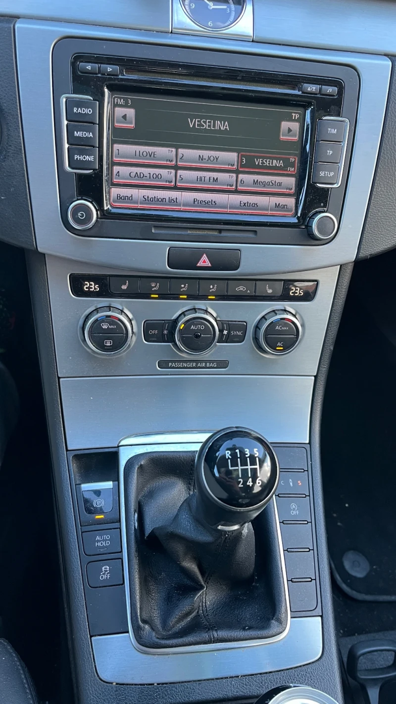 VW CC 2.0D 170HP Bluemotion, снимка 6 - Автомобили и джипове - 52656522