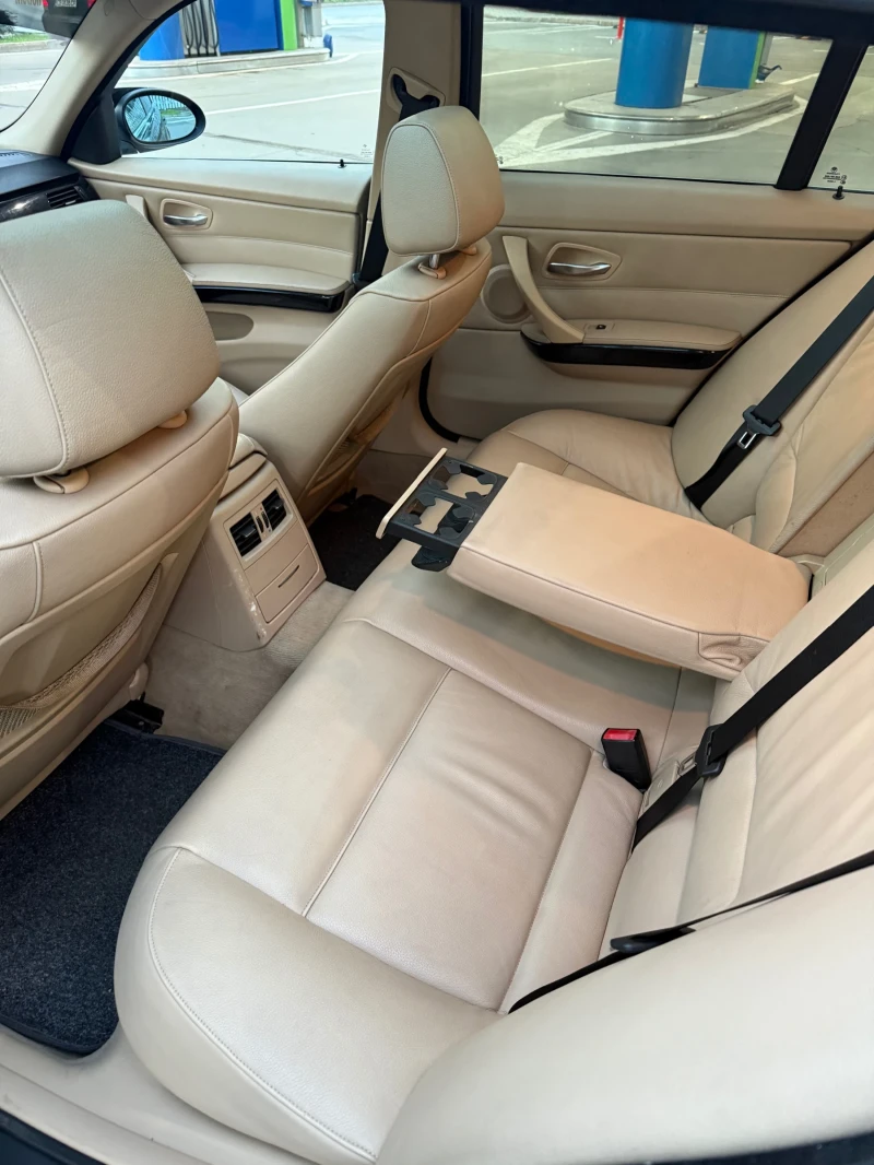 BMW 330 330d/ 231hp/ Панорама/ Navi/ Кожа, снимка 7 - Автомобили и джипове - 52739617