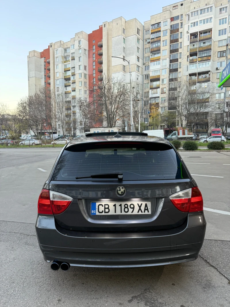BMW 330 330d/ 231hp/ Панорама/ Navi/ Кожа, снимка 3 - Автомобили и джипове - 52739617
