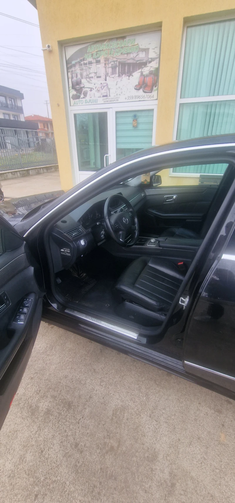 Mercedes-Benz E 350, снимка 6 - Автомобили и джипове - 53214109