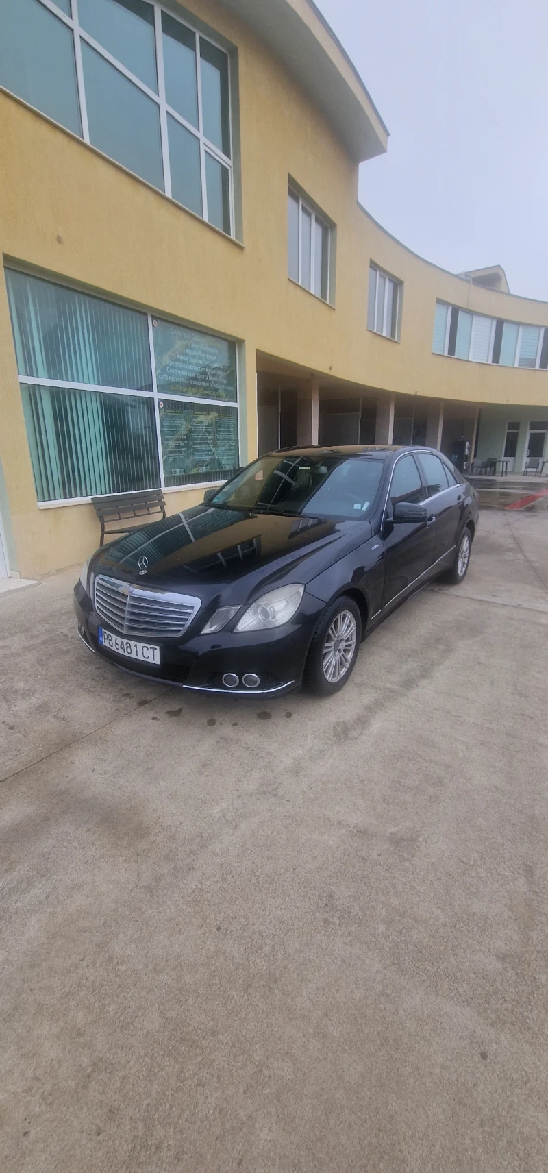 Mercedes-Benz E 350, снимка 4 - Автомобили и джипове - 53214109