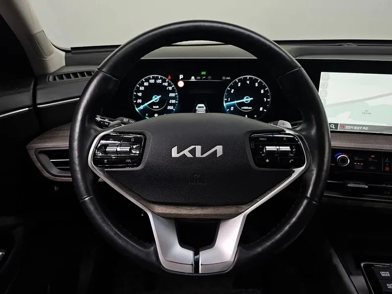 Kia K8 3.5 Lpg 2Wd Trendy, снимка 15 - Автомобили и джипове - 56266114