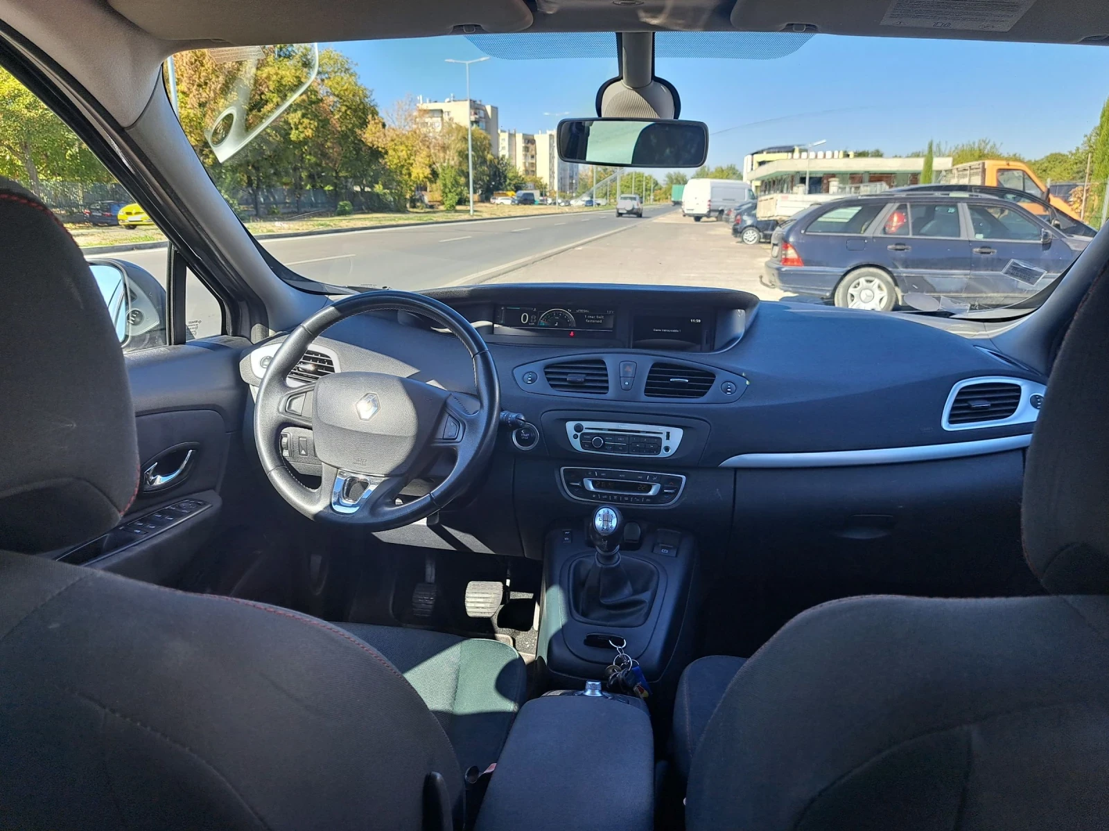 Renault Scenic Бензин euro 5 - изображение 10