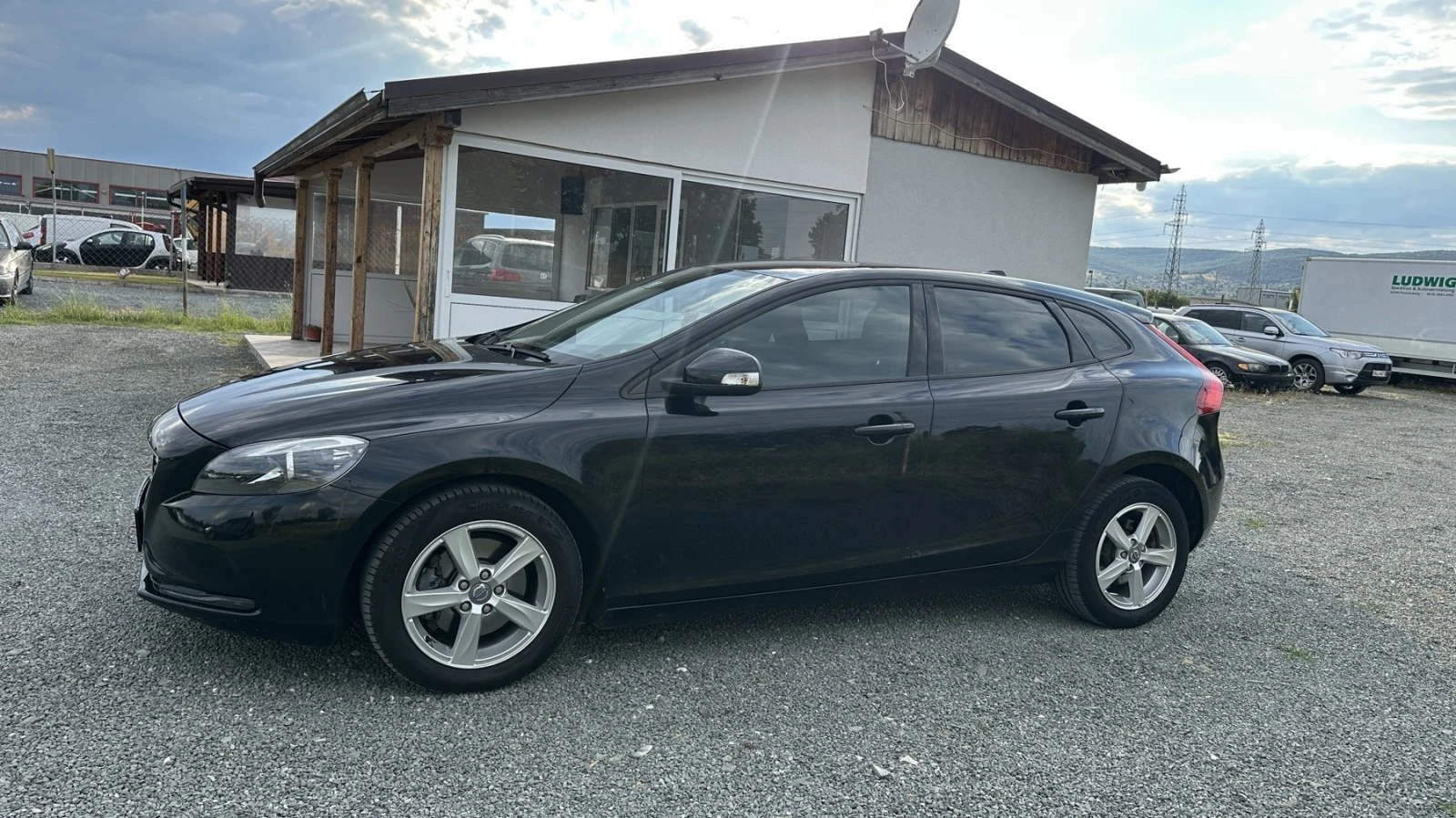 Volvo V40 Т2 122 кс - изображение 10
