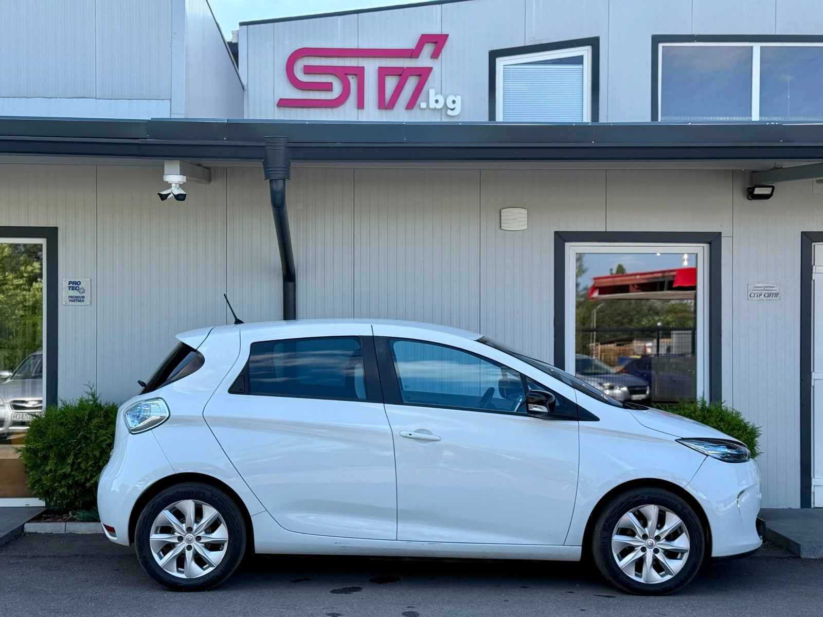 Renault Zoe * Swiss* 97%батерия*  - изображение 4