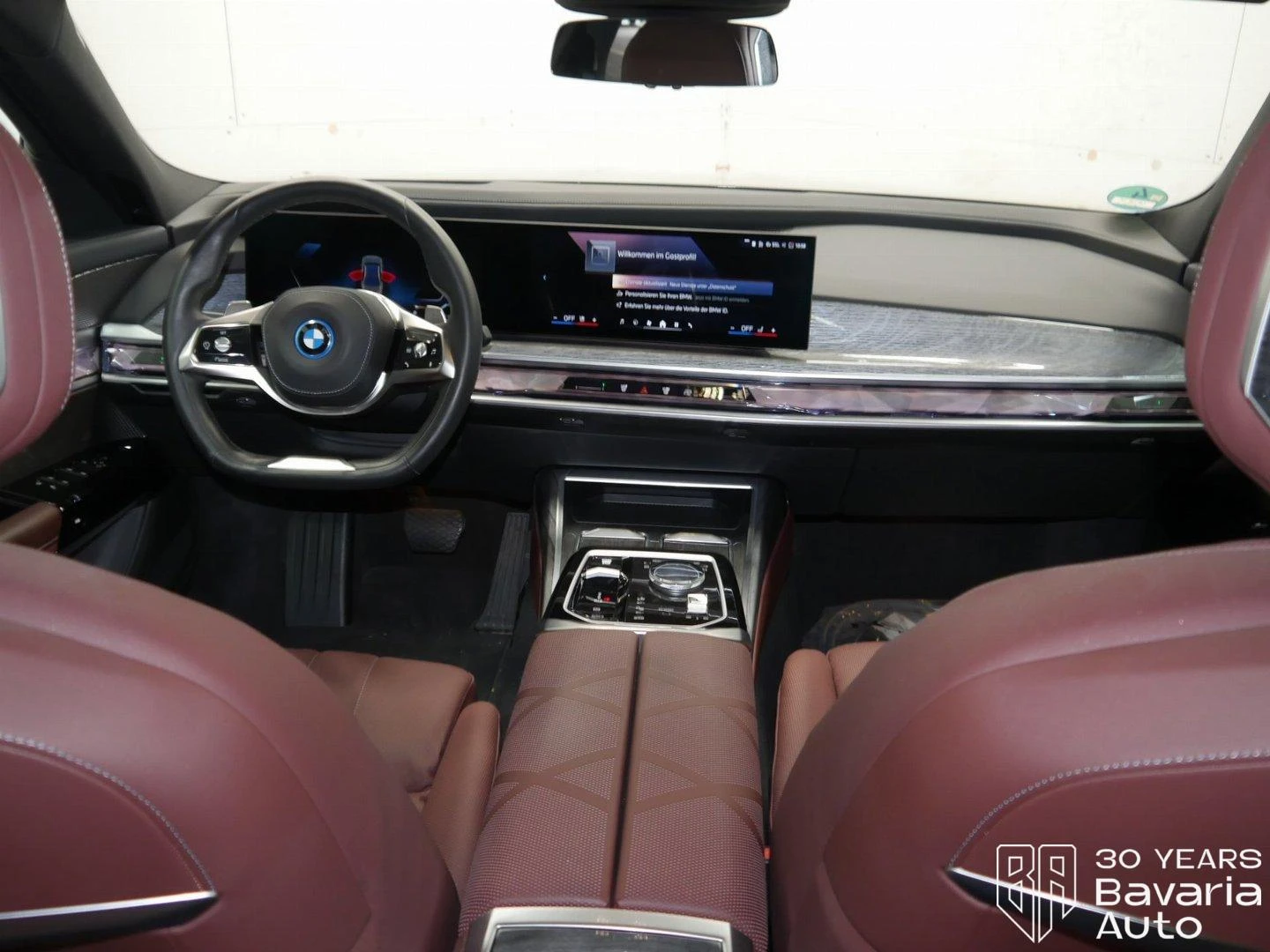 BMW 750 e xDrive Sportautomatic - изображение 6