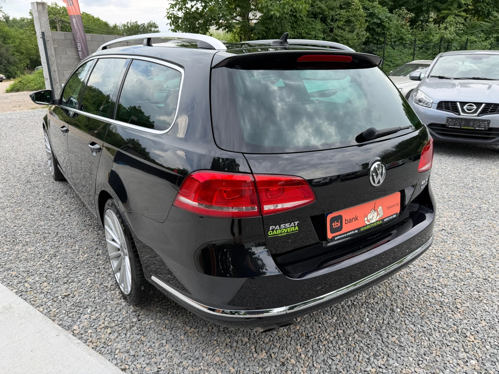 VW Passat Автоматик! Подгрев! Кожа! Нави! Зимни и летни, снимка 4 - Автомобили и джипове - 52725953