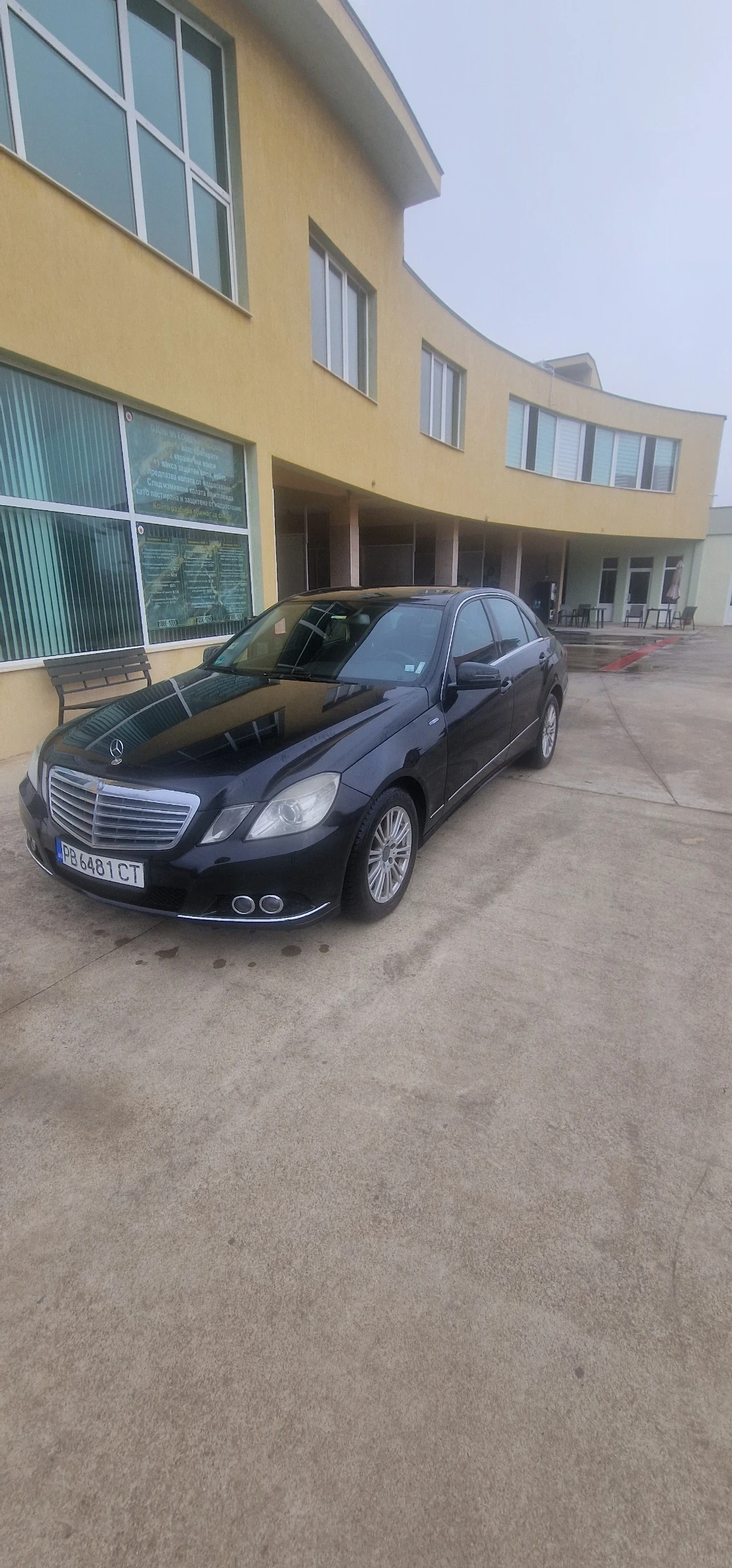 Mercedes-Benz E 350  - изображение 3