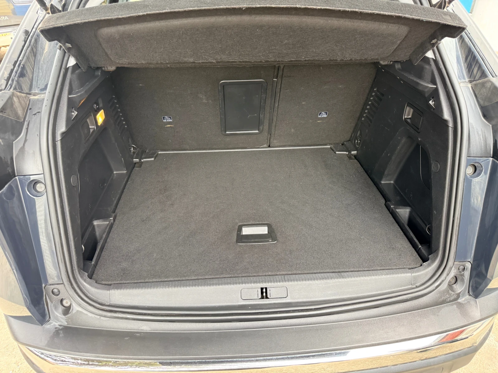 Peugeot 3008, снимка 13 - Автомобили и джипове - 54011695