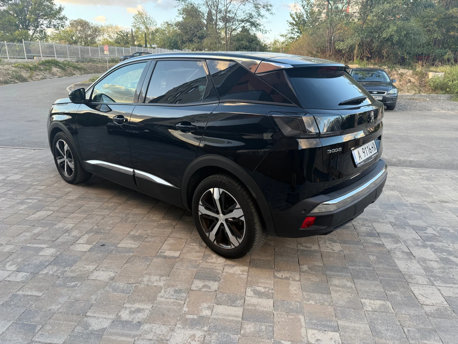 Peugeot 3008, снимка 6 - Автомобили и джипове - 53725220