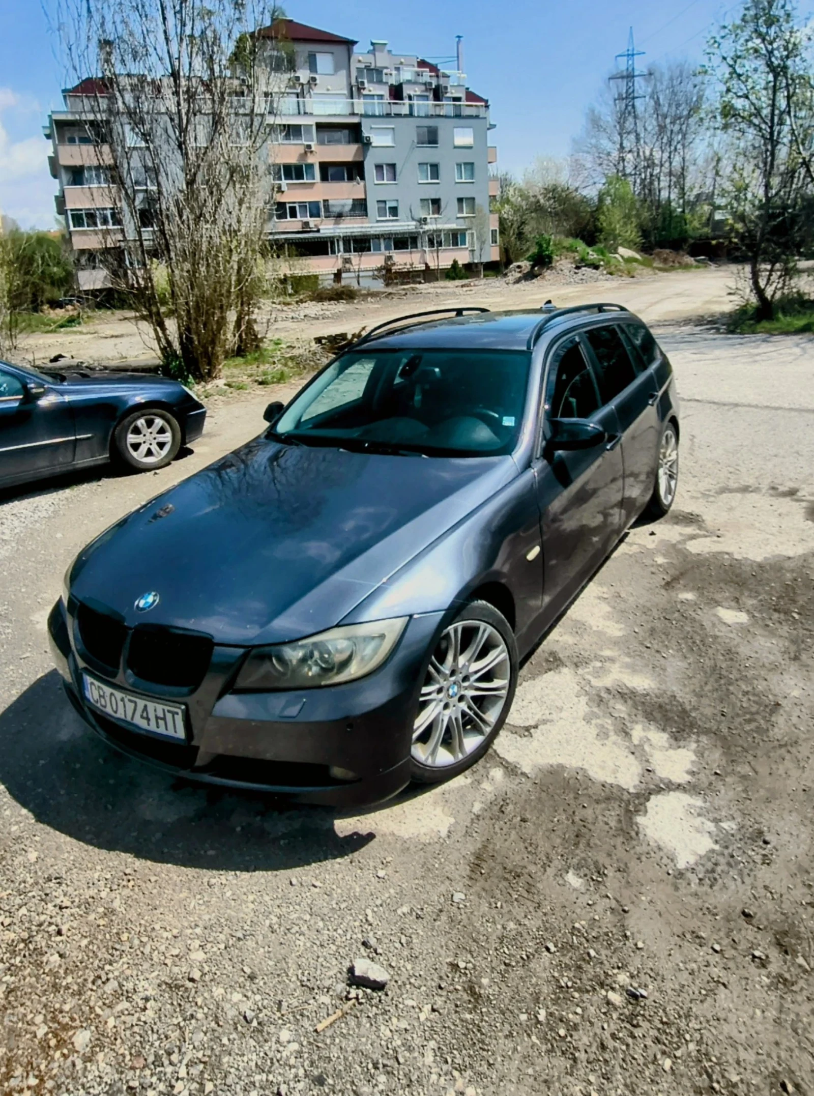 BMW 320