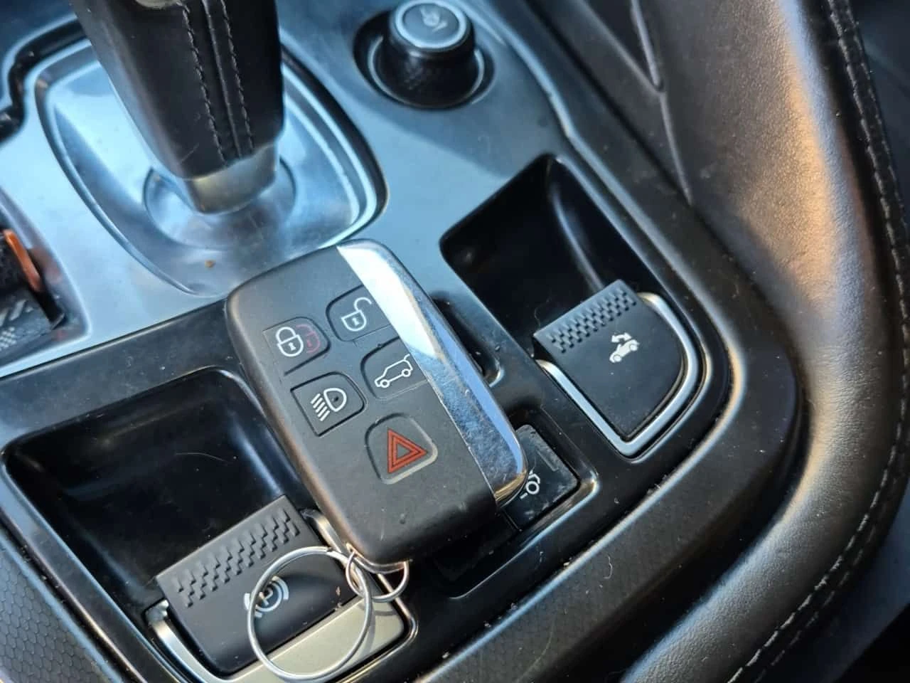 Jaguar F-Type * V6 S * CARFAX * ��� ������������ ������ | Mobile.bg � ����������� 8