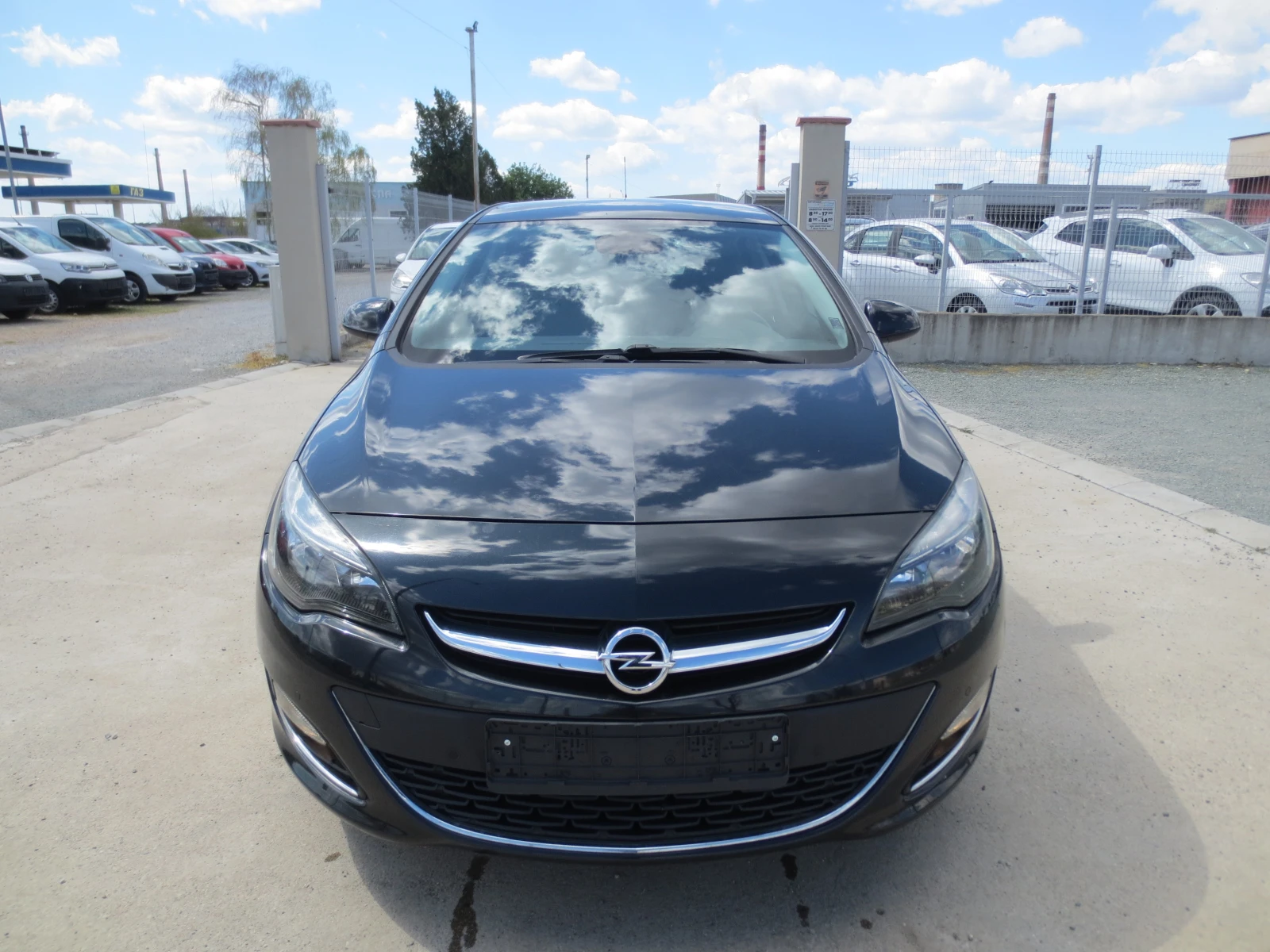 Opel Astra 1.4 i* TURBO* FACELIFT* , снимка 2 - Автомобили и джипове - 54137265