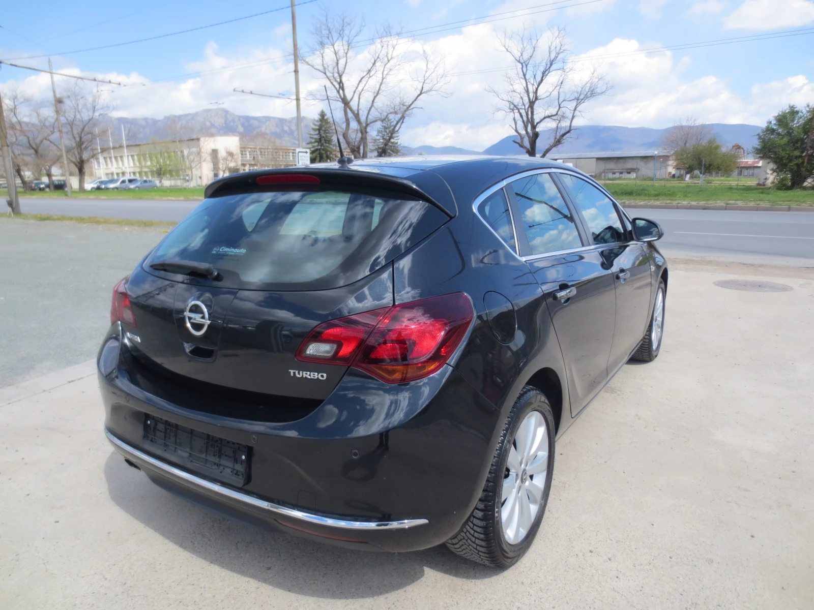 Opel Astra 1.4 i* TURBO* FACELIFT* , снимка 5 - Автомобили и джипове - 54137265